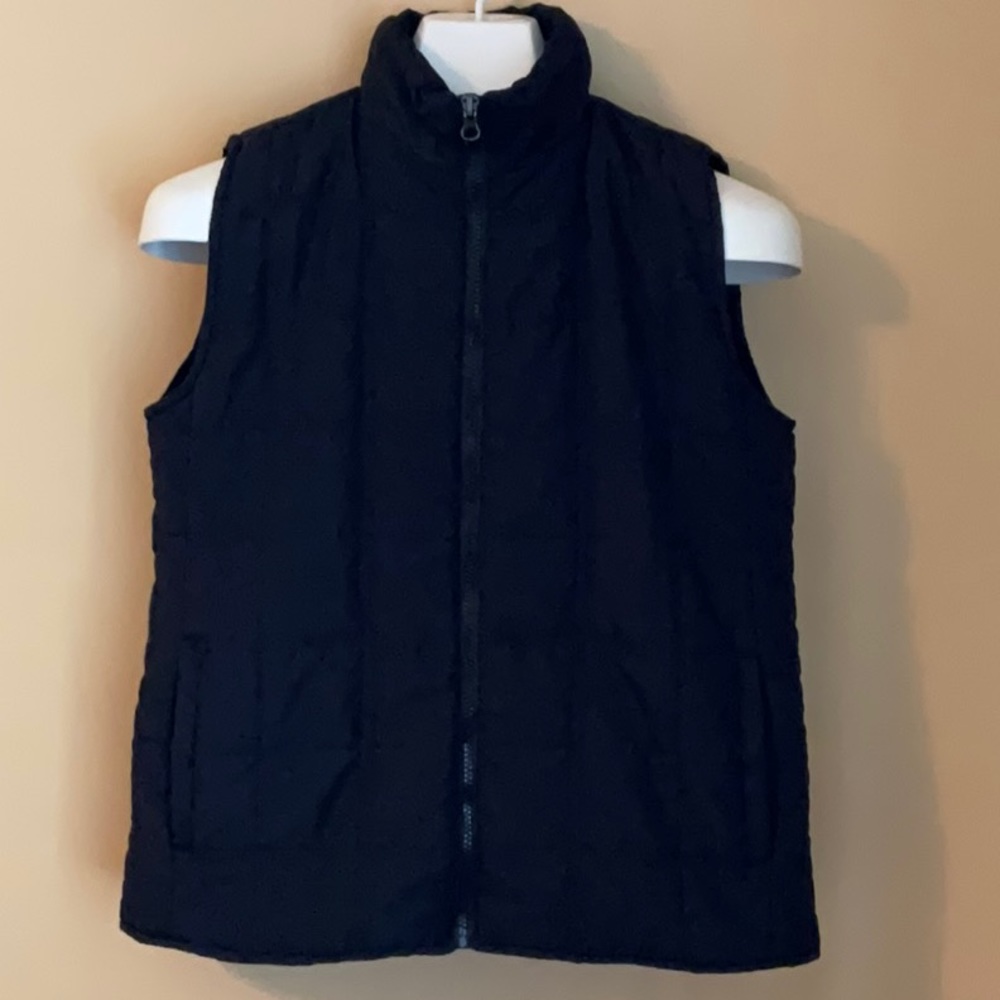 Casual Gear Size M Puffy Black Vest
